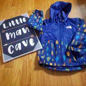 Itcy Sticky Bug Windbreaker